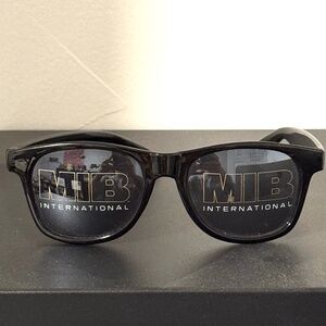 'Men in Black' International movie promotional wayfarer-style sunglasses